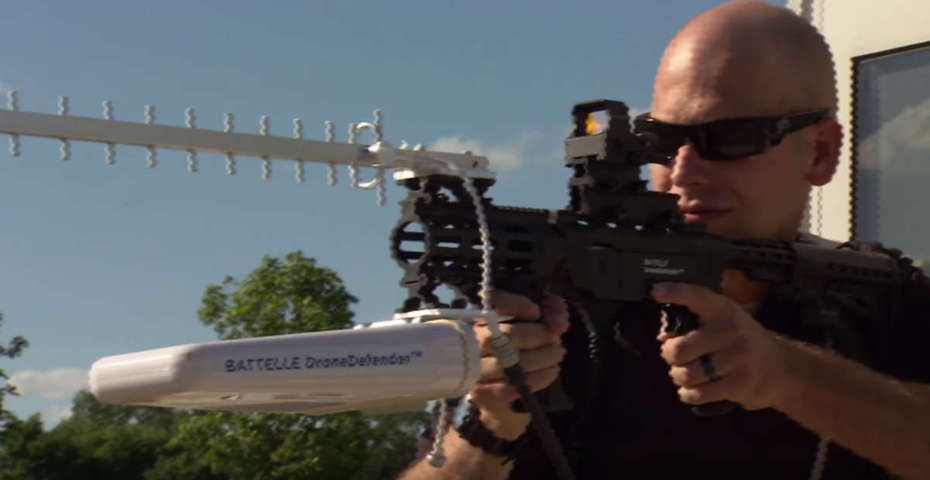 Anti-drone weapon DroneDefender