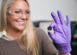 Nanoparticle Quantum Dot Will Charge Your Phone In 30 Seconds