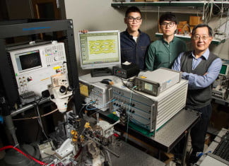 Researchers managed to transfer data at record-speed 57Gbps using fiber optic technology record-speed 57Gbps using fiber optic technology