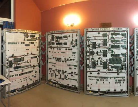 A huge home built computer only for playing Tetris A huge home built computer only for playing Tetris
