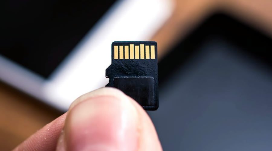 SD Card Buys Extra Storage On Your Device