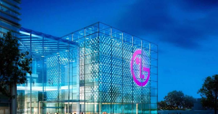 LG Gives Up Smartphone Division