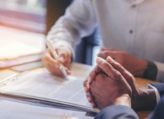 How to Choose an HR Director: A Reminder for a Business Owner business meeting