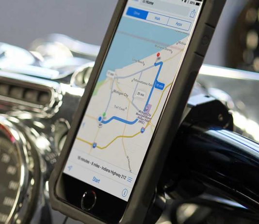 Mounting iPhone On Motorcycles Mounting iPhone On Motorcycles