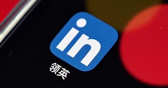 LinkedIn To End Service In China