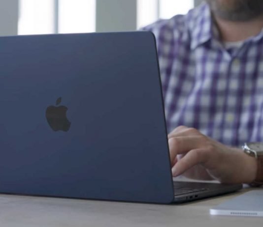M2 MacBook Air M2 MacBook Air
