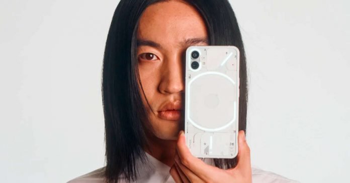 Nothing Phone 1with Glyph Interface Nothing Phone 1with Glyph Interface