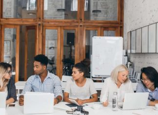 How to Select a Software Outsourcing Vendor in Vietnam Dedicated Software Development Team